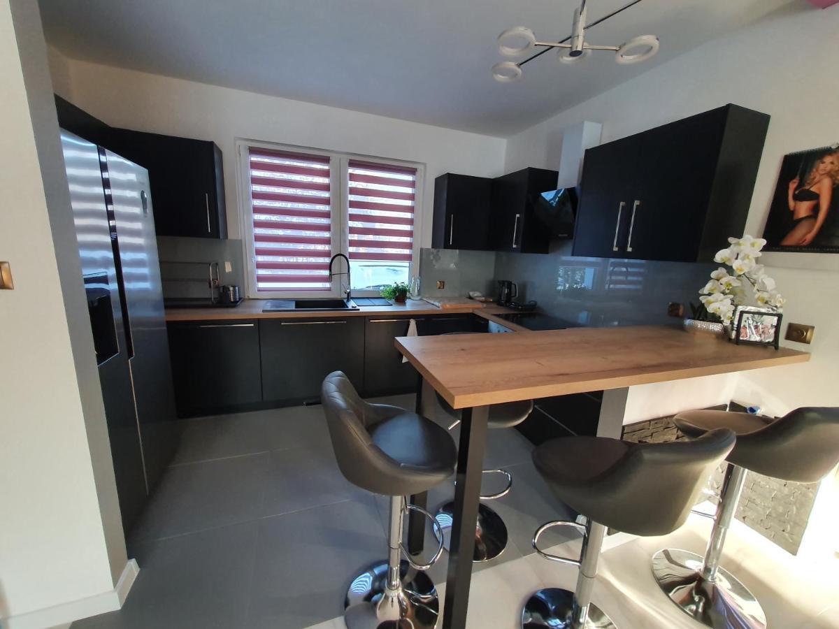 Nowy Dom Apartament Z Widokiem Na Gory 8 Osob Bielsko-Biała Esterno foto